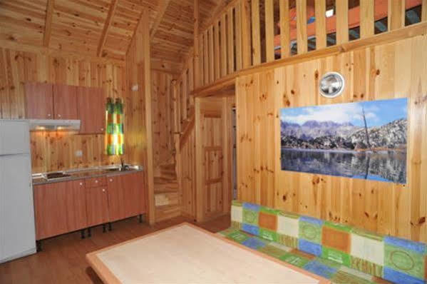 Camping La Torre Ξενοδοχείο Espot Εξωτερικό φωτογραφία